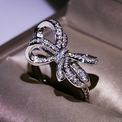 Bowknot Alloy with Crystal Rhinestone Finger Rings for Women&nbsp;FS-WG361F1-03
