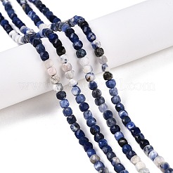 グラデーションカラーの天然ソーダライトビーズ連売り  多面カット  キューブ  4~5x4~5x4~5mm  穴：0.8mm  約92~105個/連  14.96~15.35インチ（38~39cm）&nbsp;G-N342-114