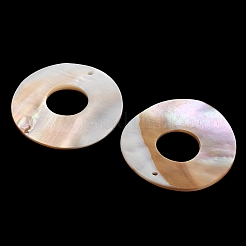 天然淡水シェルのペンダント  フラットラウンドのチャーム  貝殻色  40x2~3.5mm  穴：1.8~2mm&nbsp;SH-CBA93AD-15