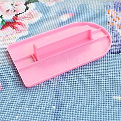 プラスチック製圧力ドリルプレート  プレスアクセサリーツール  ダイヤモンド刺繡クラフトキット用  ダイヤモンド塗装ツールアクセサリー  ピンク  14.5x8.15x2.4cm&nbsp;DIY-M019-01C