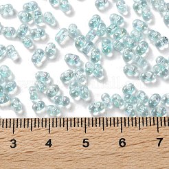 ABカラーメッキガラスシードビーズ  透明色の虹  ピーナッツ  ライトシアン  4~4.5x2~2.5x2~2.5mm  穴：0.8~0.9mm  約10000個/ポンド&nbsp;SEED-L011-06B-06