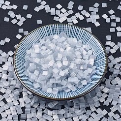 MIYUKIティラビーズ  日本製シードビーズ  2穴  （tl2596)シルクペールライトグレー  5x5x1.9mm  穴：0.8mm  約118PCS /ボトル  10 G /ボトル&nbsp;SEED-JP0008-TL2596