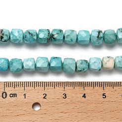 染色された天然のハウライトビーズ連売り  多面カット  キューブ  ターコイズ色  6.5~7.5x6.5~7.5x6.5~7.5mm  穴：1.2mm  約57~58個/連  15.35~15.55インチ（39~39.5cm）&nbsp;G-H078-C28-01