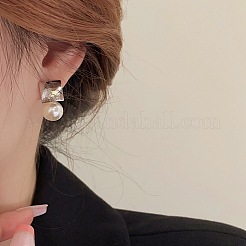 合金プラスチックパールスクエアとラウンドダングルスタッドピアス  真鍮製のピアスパーツ  プラチナ  20x10mm&nbsp;FS-WG6D152-02