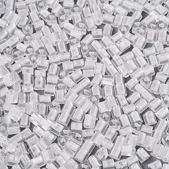 FgbグレードAフロストガラスシードビーズ  三角形  暗闇で光る  中央染め  ホワイト  3.5x3.5x3.5mm  穴：1.2~1.4mm  約7500個/ポンド&nbsp;SEED-Q040-04A-12