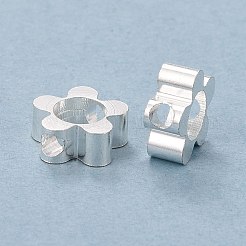 ラックメッキ環境に優しい真鍮ビーズフレーム  鉛フリー＆カドミウムフリー  長持ちメッキ  テクスチャ  中空の花  925銀メッキ  8x8x3mm  穴：2mm&nbsp;KK-D075-22S-RS