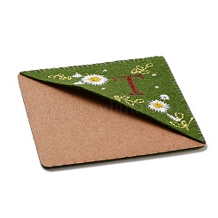 4個の文字の個性的手刺繍コーナーブックマーク  四季の花が刺繍されたブックマーカー、読書ギフト用  文字.t  95x95mm&nbsp;JX587T