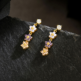 真鍮の花のダングルスタッドピアス  キュービックジルコニア付き  18KGP本金メッキ  27.3x6.3mm