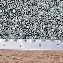 MIYUKIデリカビーズ  シリンダー  日本製シードビーズ  11/0  （db1474)透明淡緑色のミスト光沢  1.3x1.6mm  穴：0.8mm  約20000個/袋  100 G /袋&nbsp;SEED-J020-DB1474