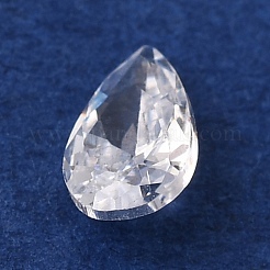 涙の形をしたキュービックジルコニアカボション  ファセット＆ポイントバック  透明  5x3x1.5mm&nbsp;X1-ZIRC-TAC0004-02C