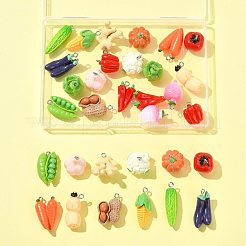 樹脂製アイアンペンダント32個、16スタイル  人工野菜のテーマ  混合図形  ミックスカラー  16~32.5x9~23.5x7~16.5mm  穴：1.8~2mm  2個/スタイル&nbsp;RESI-FS0002-26