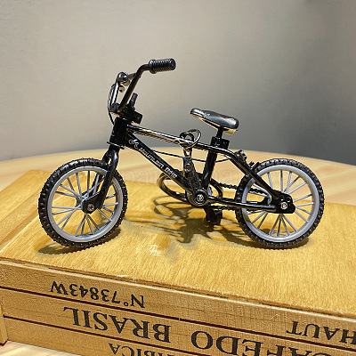 プラスチックキーホルダー  自転車  ブラック  ペンダント：7.5x10センチメートル&nbsp;PW-WG86144-05-1