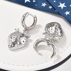 真鍮フープピアス 鉛フリー＆カドミウムフリー  長持ちメッキ  ラックめっき  苺  プラチナ  37x17mm&nbsp;EJEW-R016-08P-02