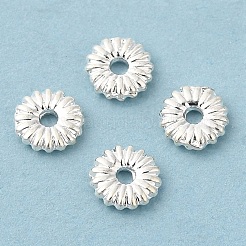真鍮製スペーサービーズ  カドミウムフリー＆鉛フリー  花  長持ちメッキ  銀  4x1mm  穴：0.9mm&nbsp;KK-B073-01S
