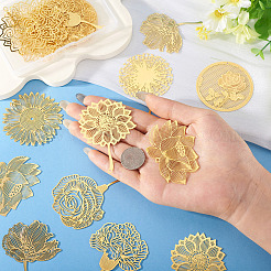真鍮フィリグリービッグペンダント24個、12スタイル  花  エッチングされた金属装飾  18KGP本金メッキ  41~73x50~63x0.3mm  穴：1.5~2.5  2個/スタイル&nbsp;KKC-TA0001-05