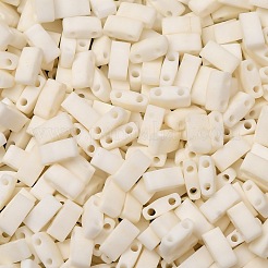 MIYUKIハーフティラビーズ  日本製シードビーズ  2の穴  （htl2021)マット不透明クリーム  5x2.3x1.9mm  穴：0.8mm  約12500個/500g&nbsp;SEED-MY05-HTL2021