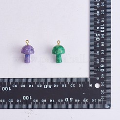 7色の天然クォーツペンダント7個。  ライトゴールドメッキ合金ループと天然オパール付き  染め＆加熱  きのこチャーム  ミックスカラー  26.5x16mm  穴：2mm  1pc /カラー&nbsp;G-SZ0002-21