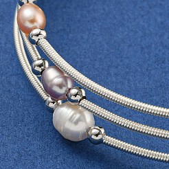 4ループの真鍮と天然淡水パールビーズのラップブレスレット（女性用）  銀  内径：1-7/8インチ（4.8cm）&nbsp;BJEW-F470-02S