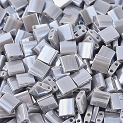 MIYUKIティラビーズ  日本製シードビーズ  2穴  （TL443)不透明な灰色の光沢  5x5x1.9mm  穴：0.8mm  約118個/10g&nbsp;X-SEED-J020-TL443