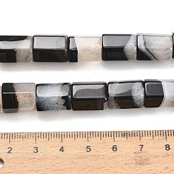 天然石瑪瑙ビーズ連売り  染め＆加熱  六角柱  ブラック  12~14x10~12x9.5~11.5mm  穴：1.2~1.6mm  約30個/連  15.75''（40センチメートル）&nbsp;G-F820-H01-01A