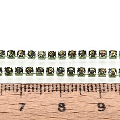 鉄ラインストーンカップチェーン  スプールで  ダークシーグリーン  2x2x2mm  約10ヤード/ロール&nbsp;CH-N005-05B