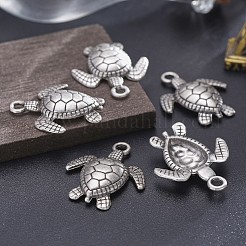 合金ペンダント  海のテーマ  鉛フリー＆ニッケルフリー＆カドミウムフリー  ウミガメ  タイスターリングシルバーメッキ  28.5x24.5x4.5mm  穴：2.5mm&nbsp;X-TIBEP-A040-039TAS-NR
