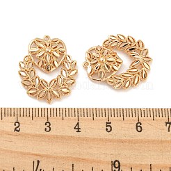 ラックメッキ真鍮中空ペンダント  ハートチャーム付きの花輪  ライトゴールド  24x20x4mm  穴：1mm&nbsp;X-KK-P244-12KCG