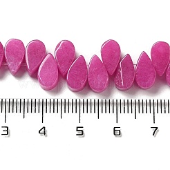 天然石ホワイトジェイドビーズ連売り  染め  ティアドロップ  トップ掘削  カメリア  9~10x5~5.5x3.5~4mm  穴：0.7mm  約40~48個/連  7.09~7.28''（18~18.5cm）。&nbsp;G-B064-B56