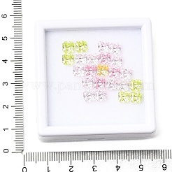 23 個のキュービックジルコニアカボション  後ろ向き  正方形  多面カット  ミックスカラー  4x4mm&nbsp;CU-F002-05F