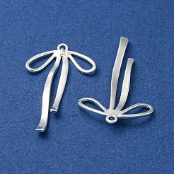 真鍮チャーム  カドミウムフリー＆ニッケルフリー＆鉛フリー  蝶結び  銀  31x19x2mm  穴：1.5mm&nbsp;X-KK-K378-31B-S