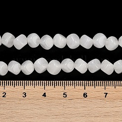 天然石ホワイトジェイドビーズ連売り  キューブ  7.5~8.5x6.5~8.5x5.5~6.5mm  穴：0.7mm  約52~56個/連  15.16~15.87''（38.5~40.3センチメートル）&nbsp;G-A257-A04-01