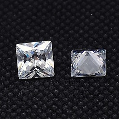 キュービックジルコニアカボション  グレードA  多面カット  正方形  透明  6x6x3.6mm&nbsp;ZIRC-M004-6x6mm-007