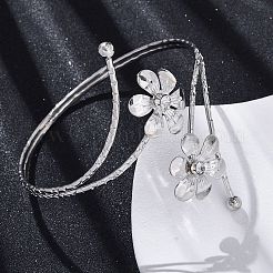 女性用フラワー合金アームカフバングル  ラインストーン付き  プラチナ  内径：3-1/4インチ（8.2cm）&nbsp;LS-AJEW-A063-01E-P