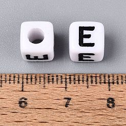 不透明なアクリルビーズ  番号の立方体  エナメル  ブラック  文字e  7.5~8x7.5~8x8~8.5mm  穴：3.6~4mm  約1200個/500g&nbsp;SACR-N020-04A-E