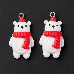 クリスマステーマの不透明樹脂ペンダント  プラチナトーン鉄パーツ  赤いスカーフをしたクマ  ホワイト  31.5x16.5x8mm  穴：2mm&nbsp;FIND-E025-20