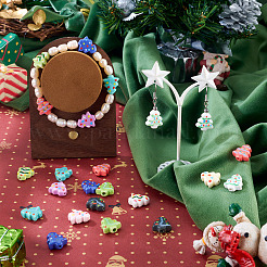 22 個 11 色の手作り磁器ビーズ  手描きの陶器ビーズ  クリスマスツリー  ファミーユは磁器バラ  ミックスカラー  16~17x14.5~15x6.5~7mm  穴：1.4~3mm  2個/カラー&nbsp;PORC-TA0001-34