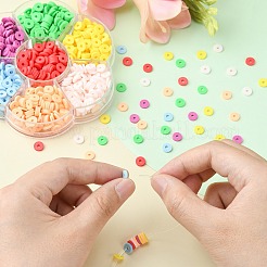1302個 7色 フラットラウンド ハンドメイド ポリマー粘土ビーズ  ハワイアンイヤリングブレスレットネックレスジュエリー作り用ディスクヘイシビーズ  ミックスカラー  6x1mm  穴：2mm  186個/カラー&nbsp;CLAY-CJ0001-72