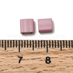 2穴ベーキングペイントガラスシードビーズ  正方形  ロージーブラウン  5x5x2mm  穴：0.8mm&nbsp;SEED-S023-17C-40