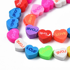 手作り樹脂粘土ビーズ連売り  単語「love」付けのハート  バレンタインデーの  ミックスカラー  8~9x9~9.5x4~5mm  穴：1.6mm  約40個/連  14.06インチ〜14.57インチ（35.7~37cm）&nbsp;CLAY-N006-72