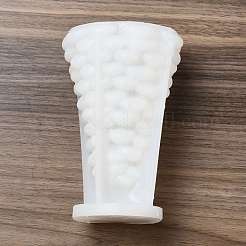 3dクリスマスツリーDIYキャンドルシリコンモールド  クリスマスツリーの香りのキャンドル作りに  ホワイト  9x15.2cm  内径：8.2x14のCM&nbsp;CAND-B002-12B