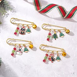 合金エナメルチャームキルトピンブローチ4個  鉄の安全ピンとガラスビーズ付き  クリスマスツリーと雪だるまを持つ猫の形  ゴールドカラー  ミックスカラー  47.5x64.5x10.5mm&nbsp;JEWB-BR00192