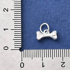 足跡チャーム付きスターリングシルバーの骨925個  丸カンとスタンプ925個付き  銀  5.5x10.5x3.5mm  穴：3.5mm&nbsp;STER-A048-13S
