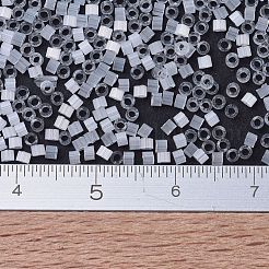 MIYUKIデリカビーズ  シリンダー  日本製シードビーズ  11/0  （db0677)ライトグレーシルクサテン  1.3x1.6mm  穴：0.8mm  約2000PCS /ボトル  10 G /ボトル&nbsp;SEED-JP0008-DB0677