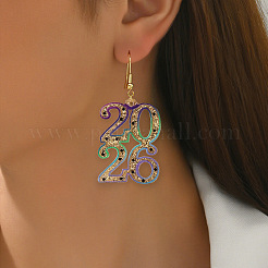 ナンバー2026アクリルダングルイヤリング  ゴールドカラー  グリッターパウダー付き  カラフル  56x26mm&nbsp;FS-WG1037B-03