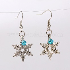 チベットスタイルのクリスマススノーフレークダングルのピアス  ガラスビーズと真鍮のピアスフック  アンティークシルバー  ミックスカラー  41mm  ピン：0.6mm&nbsp;EJEW-JE01409