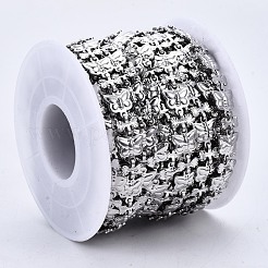 真鍮チェーン  バタフライリンクチェーン  溶接されていない  カドミウムフリー＆ニッケルフリー＆鉛フリー  スプールで  プラチナ  蝶：9x8x2.3mm  ハート：5.8x6.3x2.1mm  約16.4フィート（5m）/ロール&nbsp;CHC-S009-006P