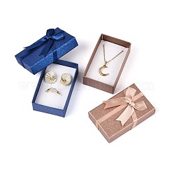 厚紙のジュエリーセットボックス  ネックレス用  リング  ピアス  外側に蝶結びのリボン、内側に白いスポンジが付いています  長方形  ミックスカラー  8x5x2.8cm&nbsp;CBOX-N014-03