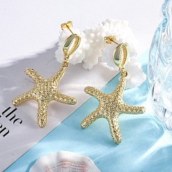 女性用ラックメッキ真鍮ダングルスタッドピアス  カドミウムフリー＆鉛フリー  長持ちメッキ  18KGP本金メッキ  ヒトデ  54x35mm&nbsp;EJEW-C125-23C-G