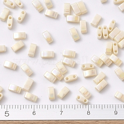 MIYUKIハーフティラビーズ  日本製シードビーズ  2の穴  （htl486)アイボリーパールセイロンab  5x2.3x1.9mm  穴：0.8mm  約1250個/50g&nbsp;SEED-X0054-HTL486