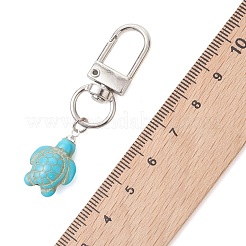 染色された合成ターコイズのペンダント装飾  カメ  合金回転式ナスカン付き  プラチナ  55.5mm&nbsp;HJEW-JM04799